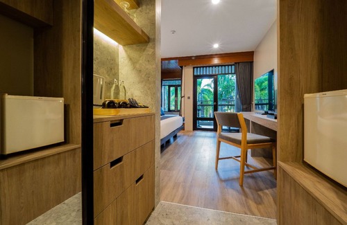 Khuekkhak Hotel | (SHA+)Spacioua Pool Access for two (P07)