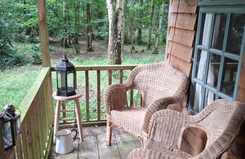 Redditch Cabin | Shack in The Woods - Off Grid