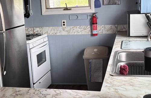 Hammondsport House | Shade of Gray at Splitrock