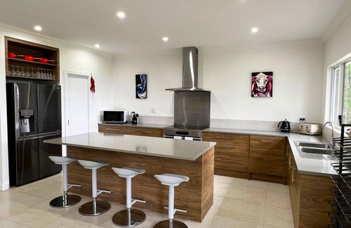 Denmark House | Shadforth Rise: Peaceful modern haven, Inlet views