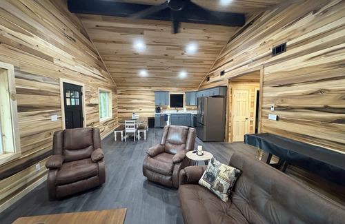 Golconda Cabin | Shady Wayside - Cabin in the woods