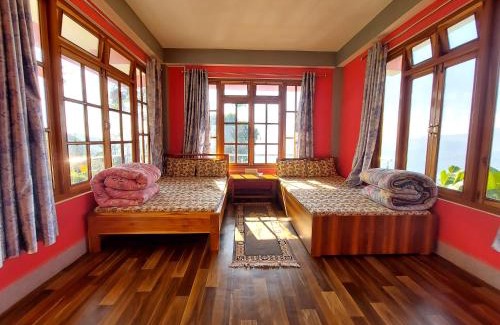 Rishop House | Shaguns Homestay by Retrea8stay