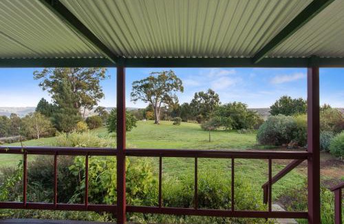 Kangaroo Gully Bed & Breakfast | Shambhala Guesthouse