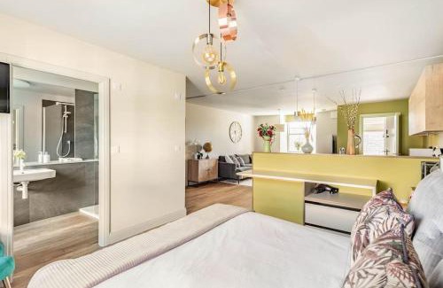 Bowness-on-Windermere Apartment | Shamrock, Bowness on Windermere, Superb one bedroom apartment with private parking