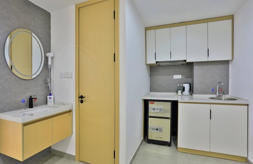 Pudong Hotel | Shanghai Meihao Premium Journey Hotel (Shanghai International Tourism Resort Store)