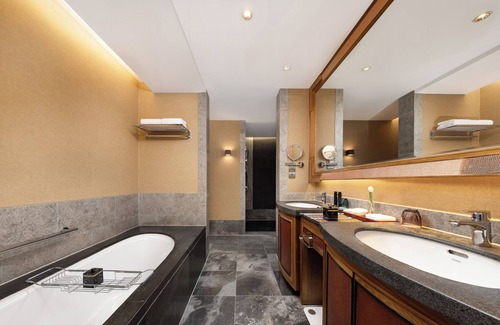 Deqen Hotel | Shangri-La Resort, Shangri-La