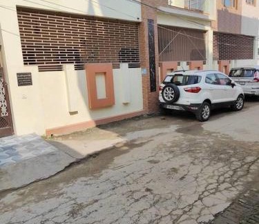 Faizabad Apartment | Shantiniketan - Comfortable Stay in Ayodhya