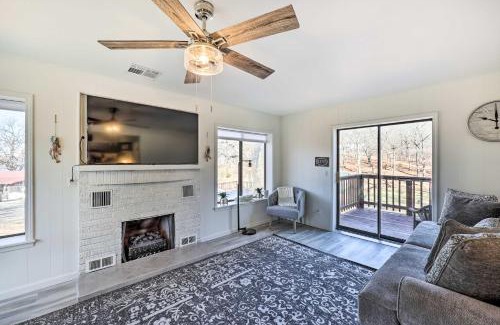 Grove House | Shared Boat Dock Lakefront Grove Getaway!