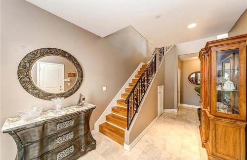 South Redondo House | Shared Luxury Beach house in Redondo Beach. Private 2 Bedrooms/Bath
