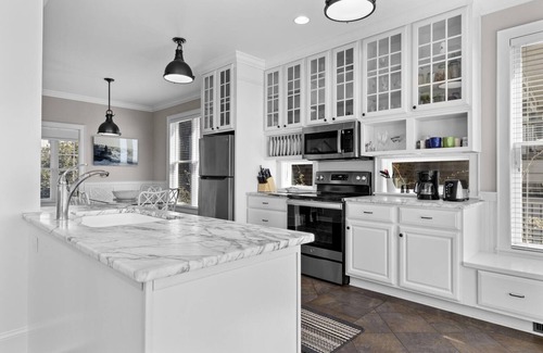 Atlantic Beach House | Shearwater 4 Bedroom Home by RedAwning