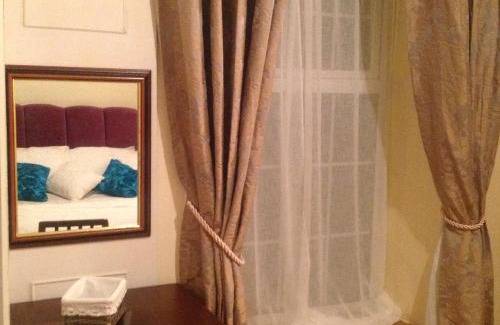 Kenmare House | Sheehans On Main Street