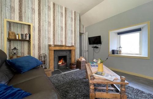 Arnisdale House | Sheena's But'n'ben