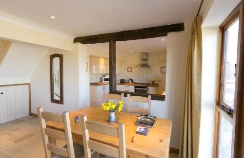 Snowshill Village House | Sheepscombe Byre