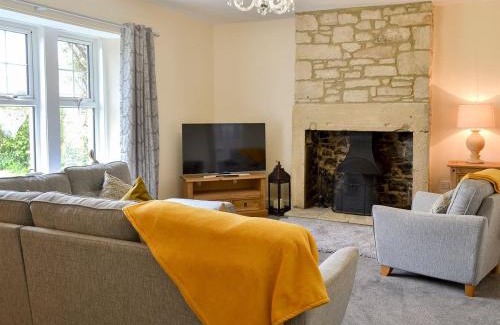 South Charlton House | Sheilas Cottage