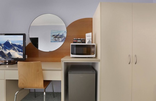 Shellharbour Hotel | Shellharbour Village Motel