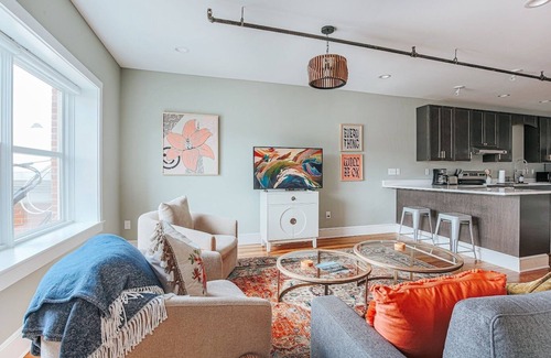 Waynesboro Apartment | Shenandoah Valley Atelier: NEW Waynesboro Loft