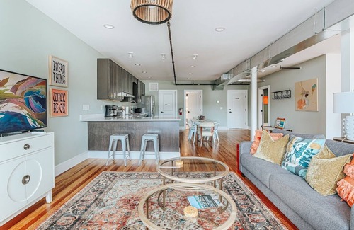 Waynesboro Apartment | Shenandoah Valley Atelier: NEW Waynesboro Loft
