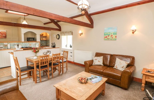 Holwick Cottage | SHEPHERD'S COTTAGE, pet friendly, with a garden in Holwick
