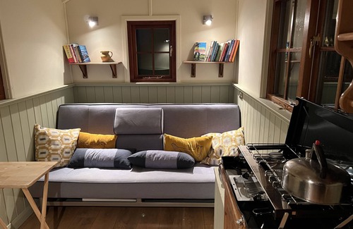 Cowbeech Cabin | Shepherds Hut in peaceful south Wales farmland with spectacular mountain views