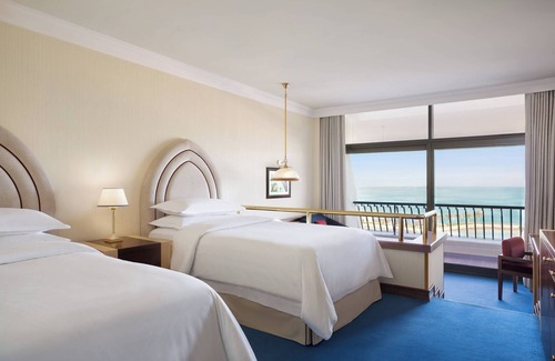 Diplomatic Area Resort | Sheraton Grand Doha Resort & Convention Hotel