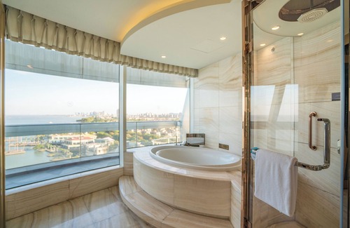 Huzhou Resort | Sheraton Huzhou Taihu Lake Hot Spring Resort & Spa