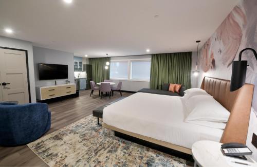 Laval Hotel | Sheraton Laval Hotel