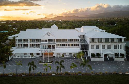 Apia Hotel | Sheraton Samoa Aggie Grey's Hotel & Bungalows