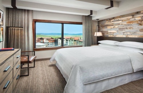 Steamboat Springs Resort | Sheraton Steamboat Resort Villas Hotel Room