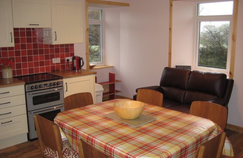 Burray Village Cottage | Sherwood Cottage: Traditional 2 bedroom stone cottage in Burray village, Orkney.