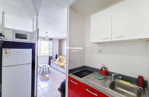 Sainte-Clotilde Centre Apartment | Shika – studio 5 minutes from the Ste-Clotilde clinic