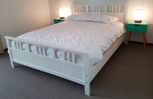 Lake Macquarie City Council House | Shingle Splitters Point Lake House