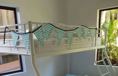 Lake Macquarie City Council House | Shingle Splitters Point Lake House