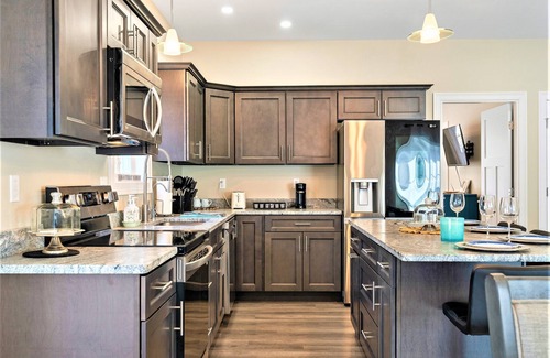 East Boothbay Apartment | Shipbuilder's Retreat, Unit 2, Sleeps 6, 5 minutes to Harbor