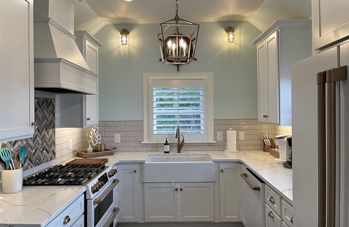 Deltaville House | Ships Watch On The Bay With Endless Water Views