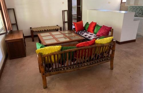 Galu House | Shirazi Bay