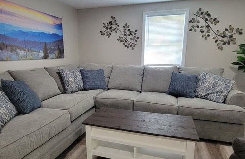 Fancy Gap House | Shirley's Place - 5 Minutes from the Blue Ridge Pkwy & 15 Minutes from Mt. Airy
