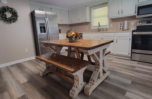 Fancy Gap House | Shirley's Place - 5 Minutes from the Blue Ridge Pkwy & 15 Minutes from Mt. Airy