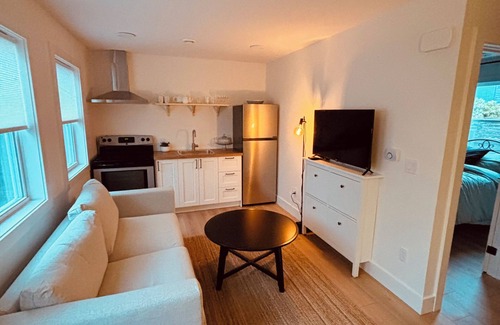 South End House | Shirley Street Backyard Suite!