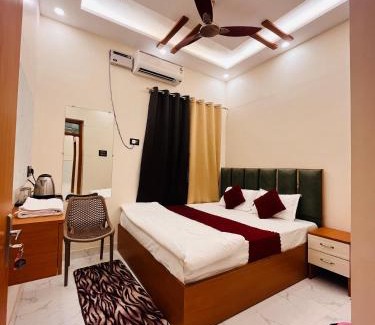 Ayodhya House | Shivam palace Ayodhya