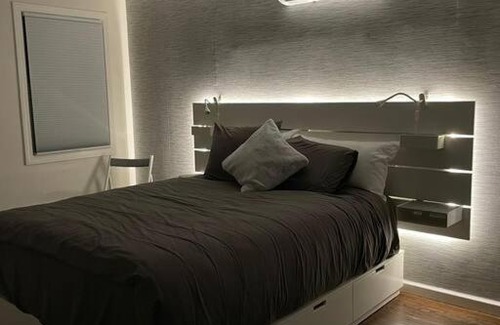 Waterford House | Shore Drive - 2 Bedroom/2 Bath/Bunk/Queen Oasis