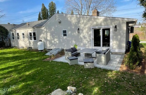 Waterford House | Shore Drive - 2 Bedroom/2 Bath/Bunk/Queen Oasis