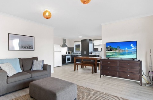 Lake Tyers Beach House | Shore Thing - Lake Tyers Beach