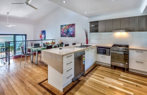 Hamilton Island Apartment | Shorelines 2 Acacia Dve