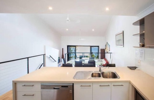 Hamilton Island Apartment | Shorelines 2 Acacia Dve