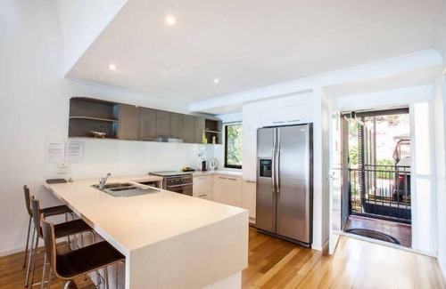 Hamilton Island Apartment | Shorelines 2 Acacia Dve