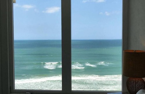 Daytona Beach Shores Condo | Shores Club 1006 - Daytona Beach Shores -Oceanfront with Views of the Atlantic O