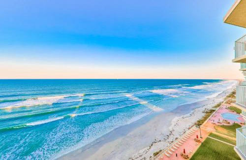 Daytona Beach Shores Apartment | Shores Club - 1002