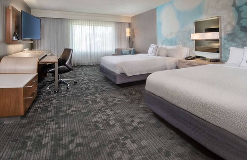 Bethlehem Hotel | Short Drive to Allentown Art Museum! 2 Pet-friendly Units!