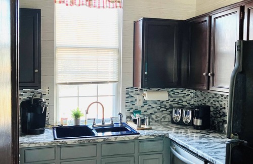 West Westminster House | Short or longer-term: close proximity to Boulder and Denver. 10 mins from RMMA