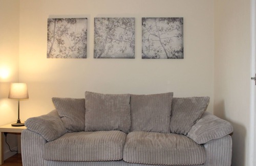 Shotts Apartment | Shotts Home From Home